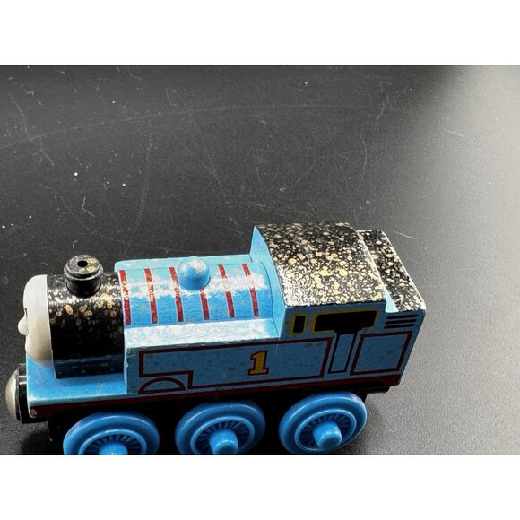 Gold Dust Thomas The Train Wooden Railway Vtg 2003 Learning Curve Engine - Picture 5 of 15